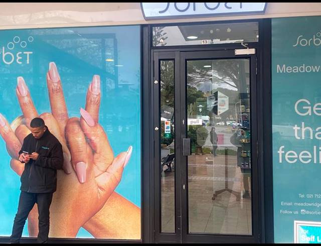 BUSINESS PROPERTY TO RENT IN MEADOWRIDGE